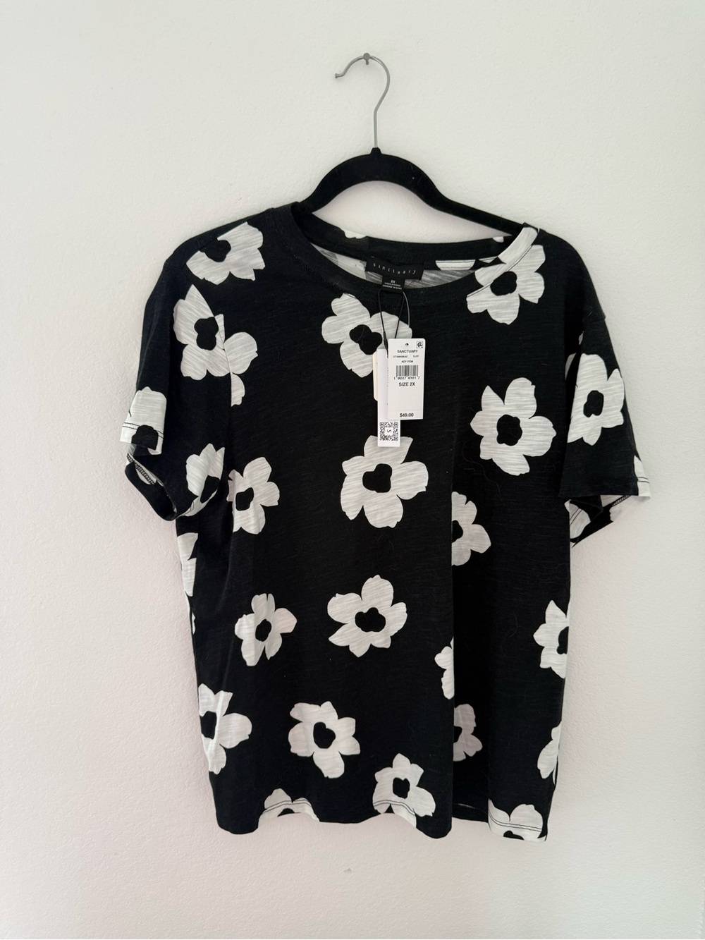 Sanctuary Black & White Floral Short Sleeve Tee